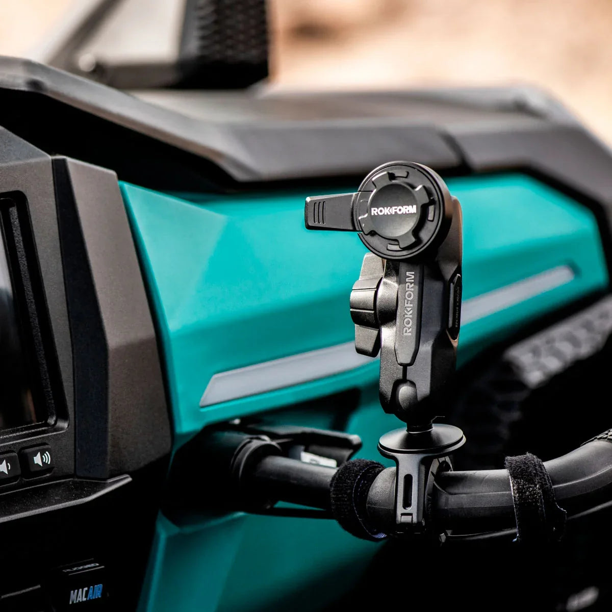 Universal Mounts