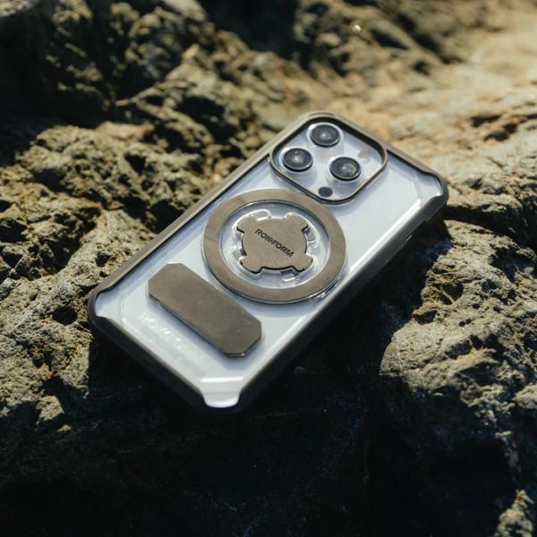 311620P iPhone 15 Pro Max Crystal Case, MAGSAFE® Compatible
